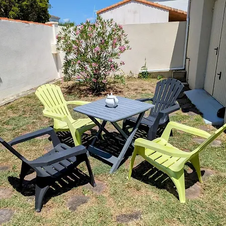 Hébergement de vacances Maison Loft Et Jardin Privatif 400m Royan Pontaillac *